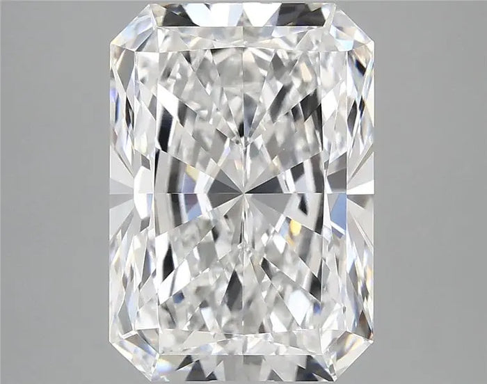 4.38 Carat · RADIANT · E · VVS2 · IGI · Excellent Cut