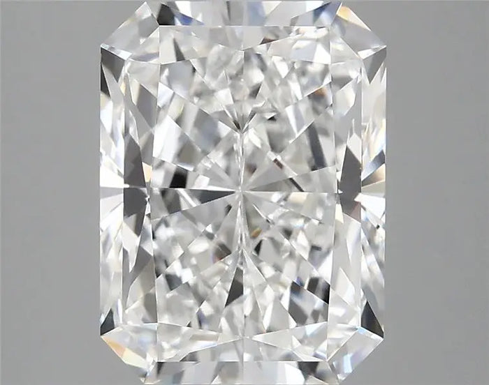 4.05 Carat · RADIANT · E · VVS2 · IGI · Excellent Cut
