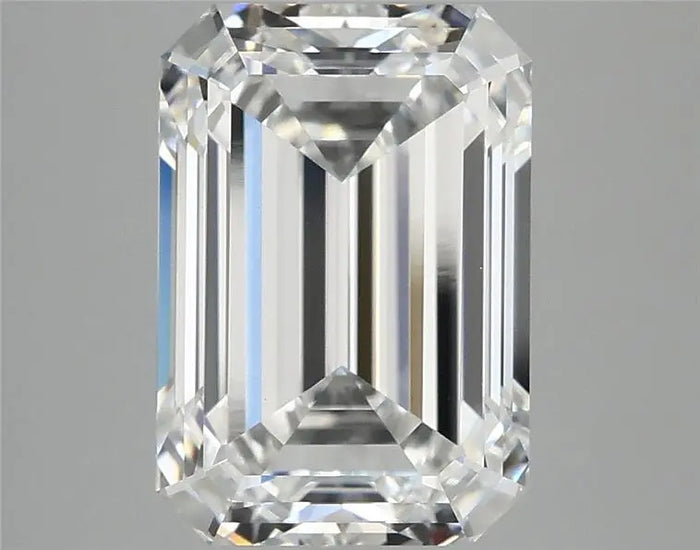 4.73 Carat · EMERALD · E · VVS2 · IGI · Excellent Cut