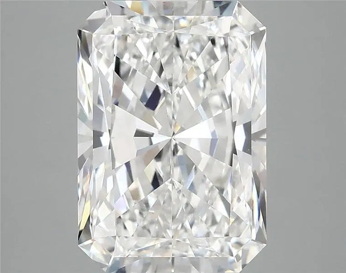 4.06 Carat · RADIANT · D · VVS2 · IGI · Excellent Cut