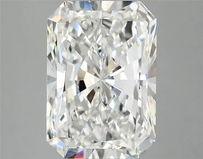 3.88 Carat · RADIANT · E · VVS2 · IGI · Excellent Cut