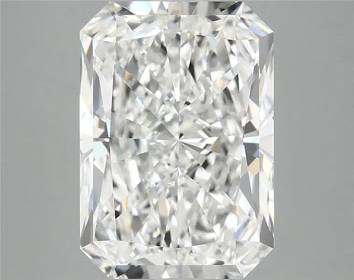 4.18 Carat · RADIANT · E · VVS2 · IGI · Excellent Cut