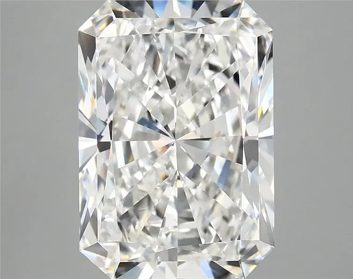 4.16 Carat · RADIANT · E · VVS2 · IGI · Excellent Cut