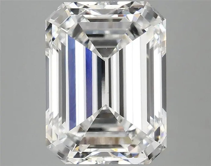 4.05 Carat · EMERALD · E · VVS2 · IGI · Excellent Cut