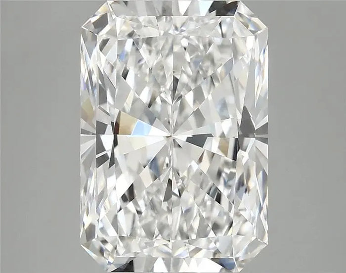 4.05 Carat · RADIANT · E · VVS2 · IGI · Excellent Cut