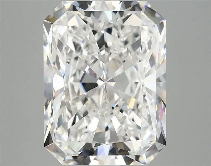 4.09 Carat · RADIANT · E · VVS2 · IGI · Excellent Cut