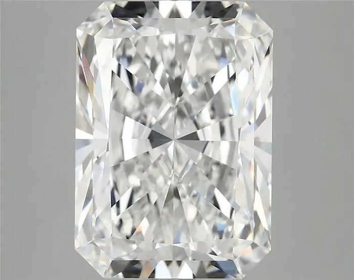 4.06 Carat · RADIANT · E · VVS2 · IGI · Excellent Cut