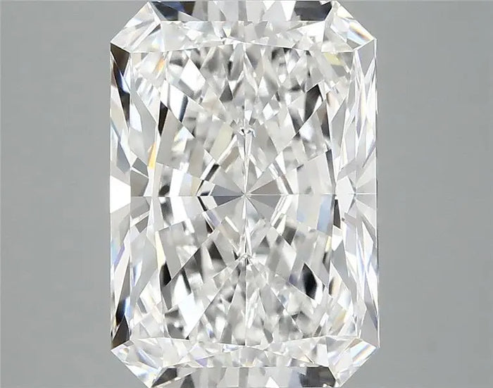 4.15 Carat · RADIANT · E · VVS2 · IGI · Excellent Cut