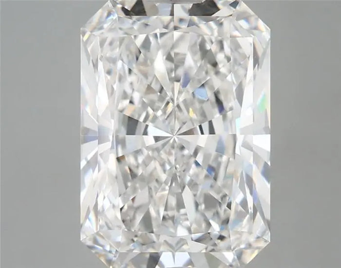 4.16 Carat · RADIANT · E · VVS2 · IGI · Excellent Cut