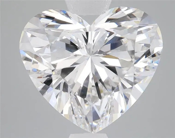 4.68 Carat · HEART · E · VS2 · GIA · Excellent Cut