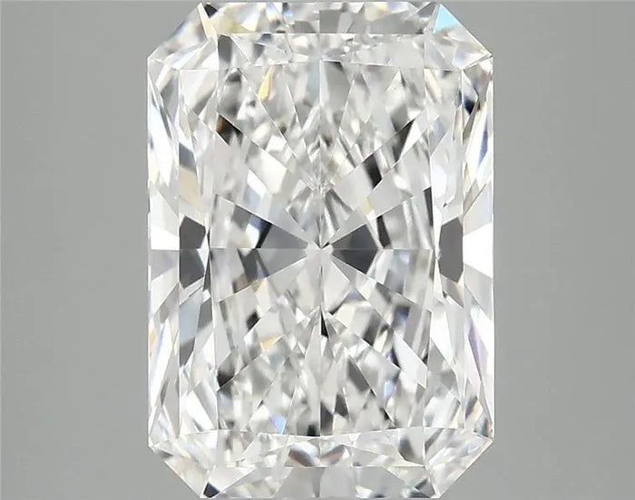 3.93 Carat · RADIANT · D · VVS2 · IGI · Excellent Cut