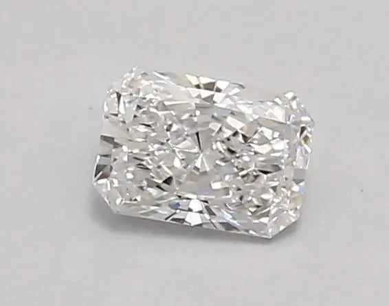 0.62 Carat · RADIANT · E · VVS1 · IGI · Excellent Cut