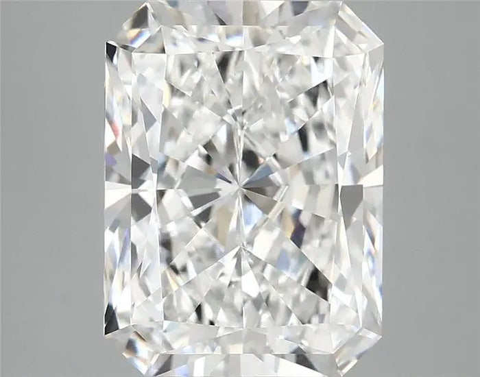 4.05 Carat · RADIANT · E · VVS2 · IGI · Excellent Cut