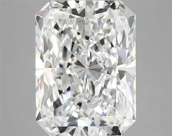3.95 Carat · RADIANT · E · VVS2 · IGI · Excellent Cut