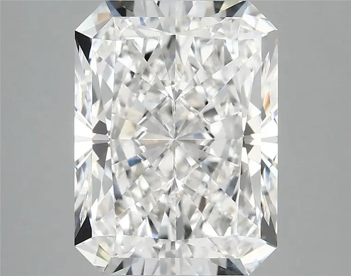 4.09 Carat · RADIANT · E · VVS2 · IGI · Excellent Cut