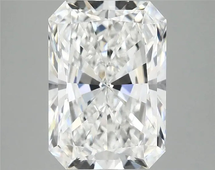 4.05 Carat · RADIANT · E · VVS2 · IGI · Excellent Cut