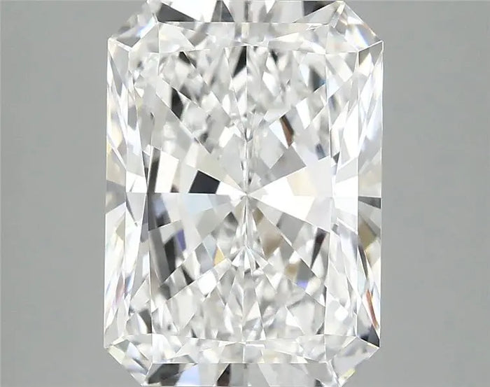 4.09 Carat · RADIANT · E · VVS2 · IGI · Excellent Cut
