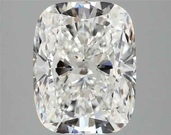 4.04 Carat · CUSHION · E · VS1 · IGI · Excellent Cut