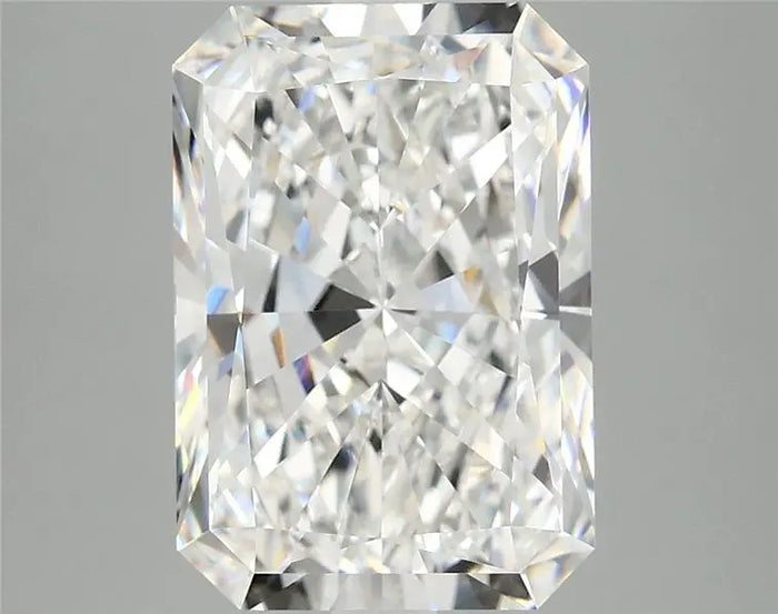 4.68 Carat · RADIANT · E · VVS2 · IGI · Excellent Cut