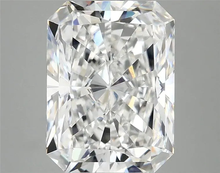 4.09 Carat · RADIANT · D · VVS2 · IGI · Excellent Cut