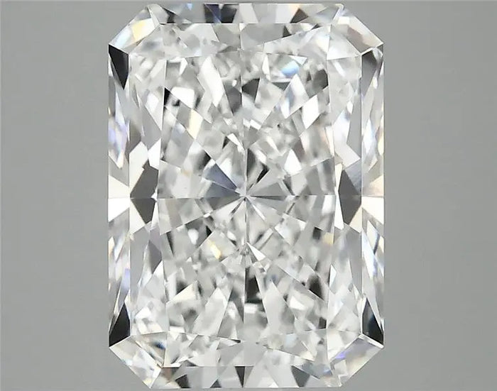4.09 Carat · RADIANT · D · VVS2 · IGI · Excellent Cut