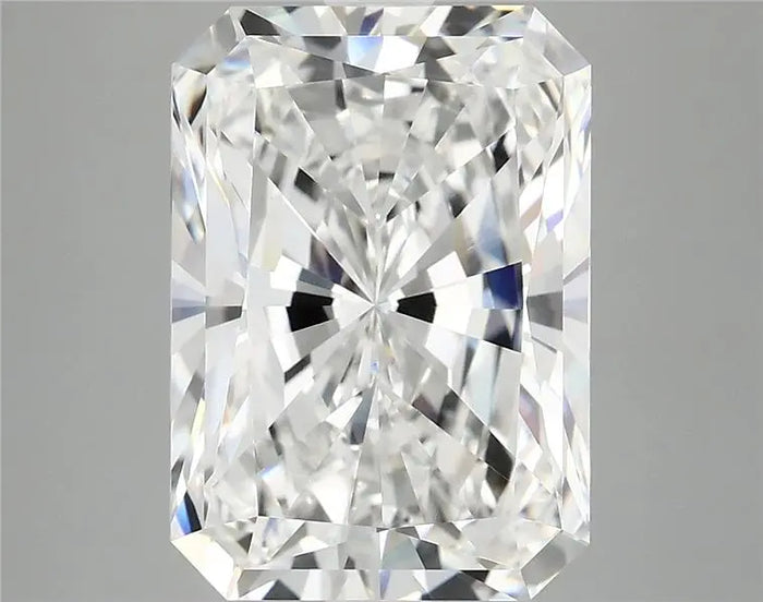 6.09 Carat · RADIANT · E · VVS2 · IGI · Excellent Cut