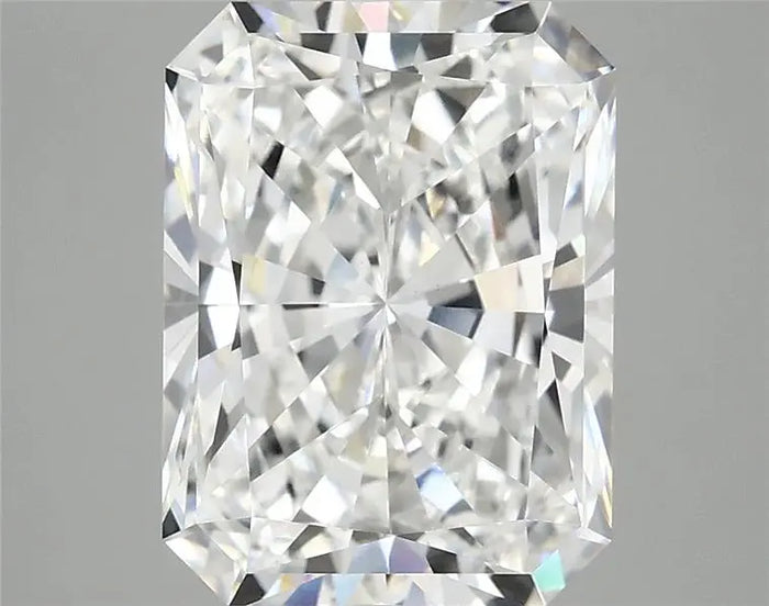 3.92 Carat · RADIANT · E · VVS2 · IGI · Excellent Cut