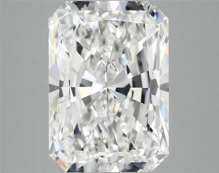 4.04 Carat · RADIANT · E · VVS2 · IGI · Excellent Cut