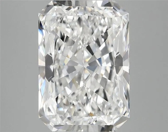 3.87 Carat · RADIANT · E · VS1 · IGI · Excellent Cut