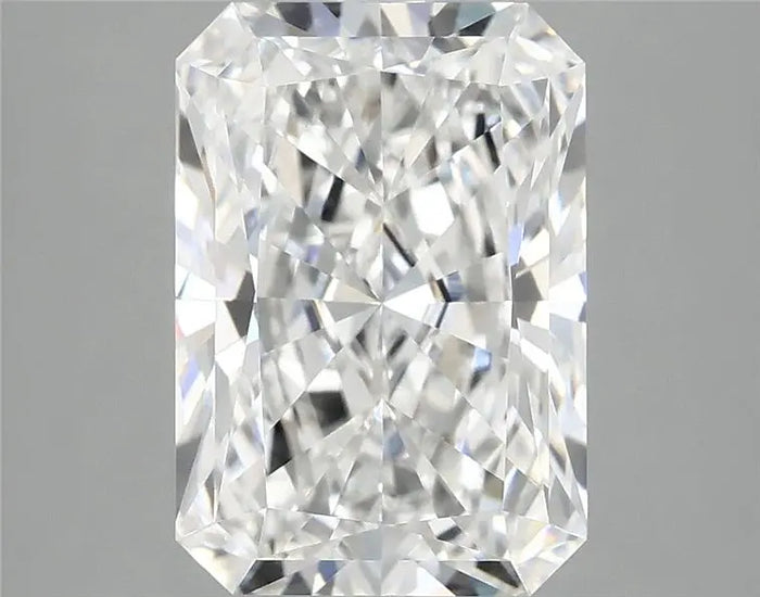 4.19 Carat · RADIANT · D · VVS2 · IGI · Excellent Cut