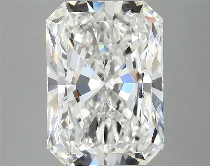 4.09 Carat · RADIANT · D · VVS2 · IGI · Excellent Cut