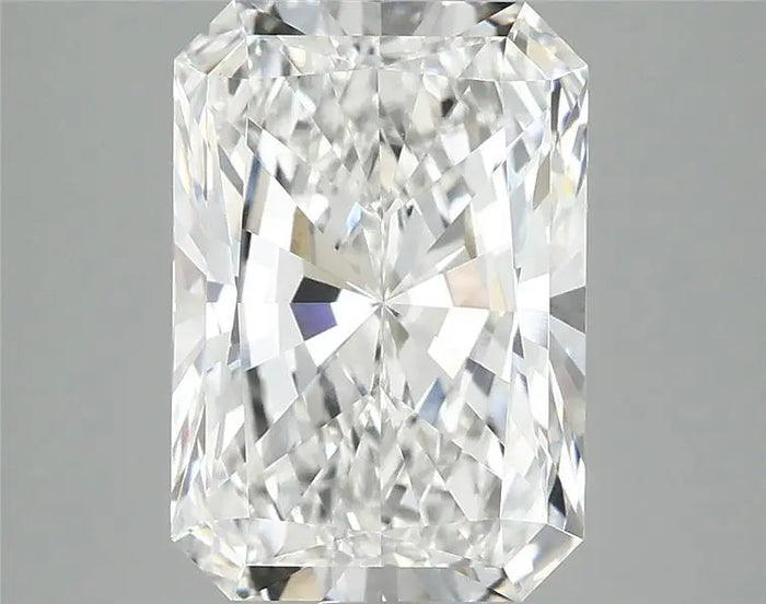 4.05 Carat · RADIANT · E · VVS2 · IGI · Excellent Cut