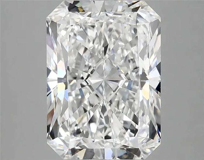 4.09 Carat · RADIANT · E · VVS2 · IGI · Excellent Cut