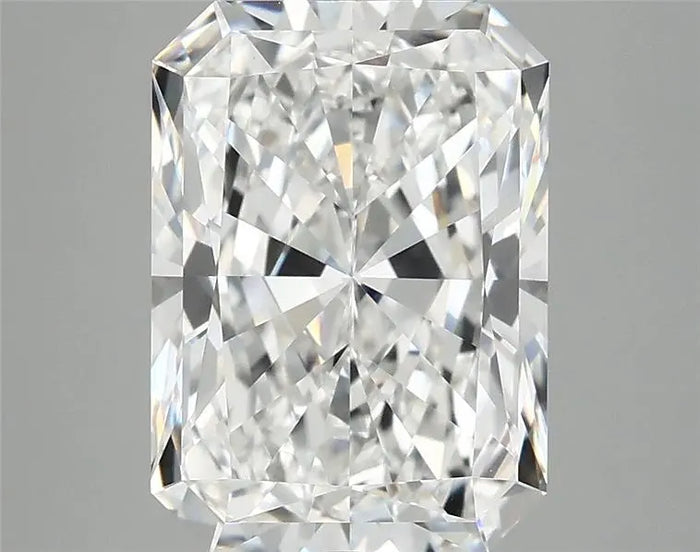 4.08 Carat · RADIANT · E · VVS2 · IGI · Excellent Cut