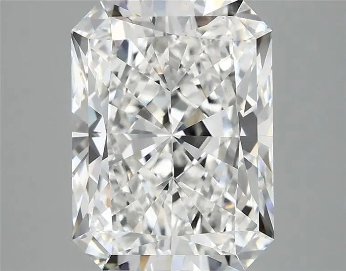 4.09 Carat · RADIANT · E · VVS2 · IGI · Excellent Cut