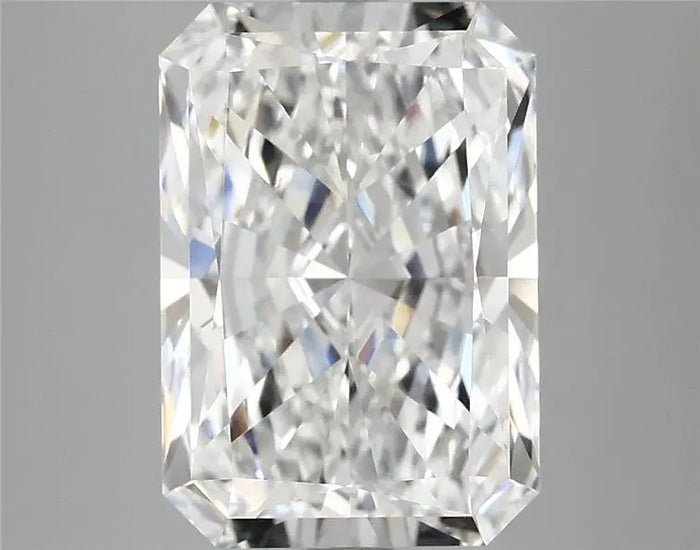 4.82 Carat · RADIANT · E · VS1 · IGI · Excellent Cut