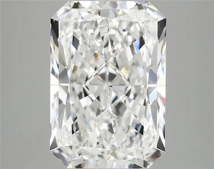 5.04 Carat · RADIANT · E · VS1 · IGI · Excellent Cut