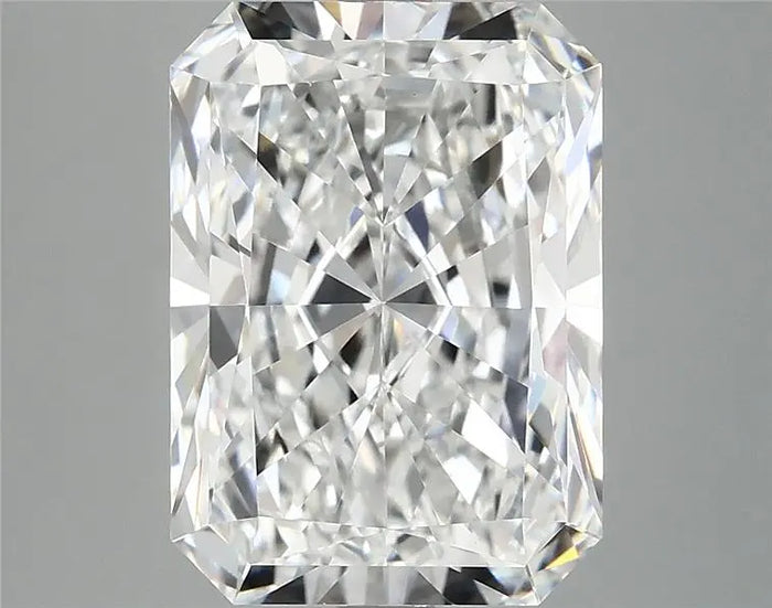 4.67 Carat · RADIANT · E · VVS2 · IGI · Excellent Cut
