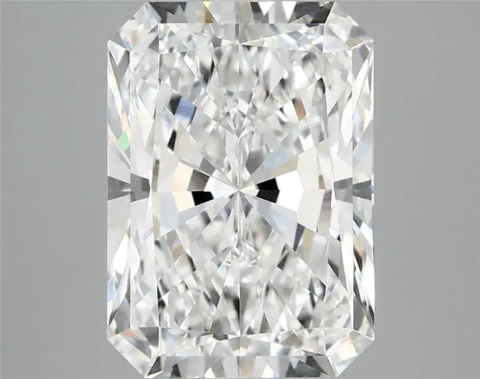 3.84 Carat · RADIANT · D · VVS2 · IGI · Excellent Cut