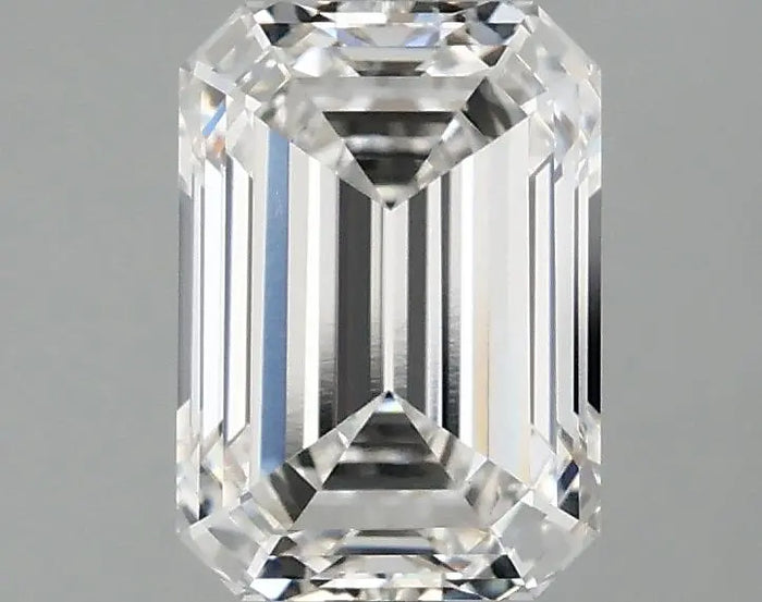 2.08 Carat · EMERALD · E · VS1 · IGI · Excellent Cut