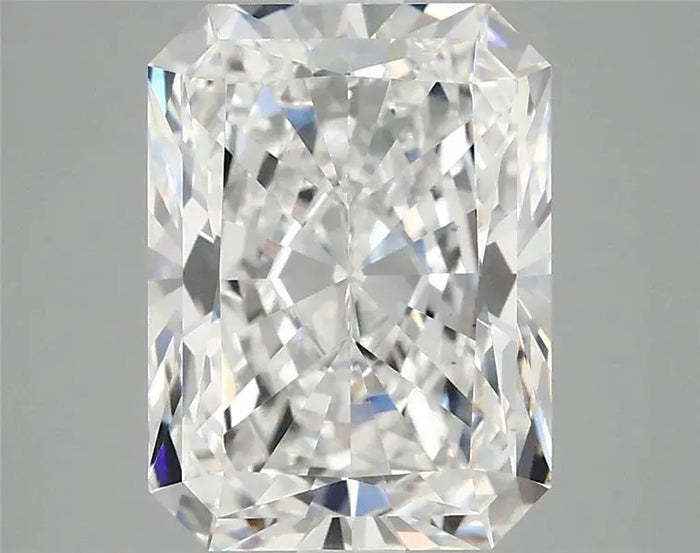 4.02 Carat · RADIANT · E · VVS2 · IGI · Excellent Cut