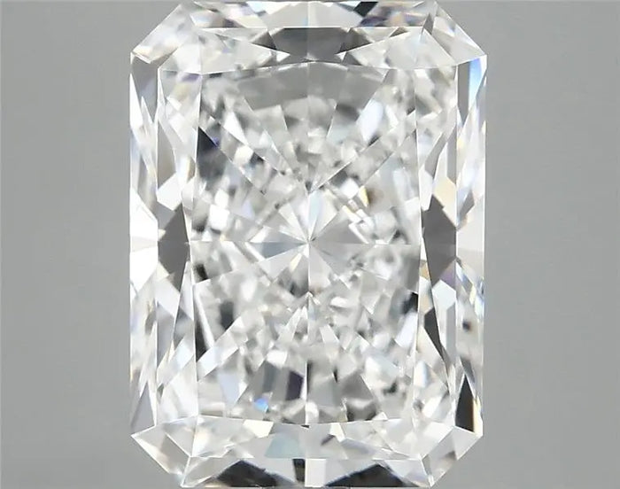 4.38 Carat · RADIANT · E · VVS2 · IGI · Excellent Cut