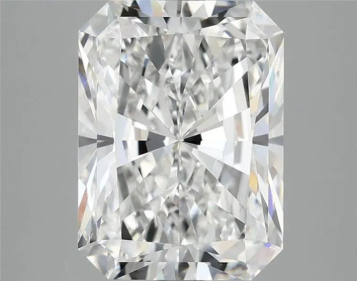 3.90 Carat · RADIANT · E · VVS2 · IGI · Excellent Cut