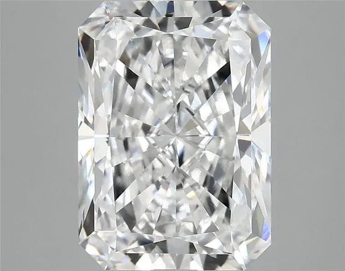 3.90 Carat · RADIANT · D · VS1 · IGI · Excellent Cut