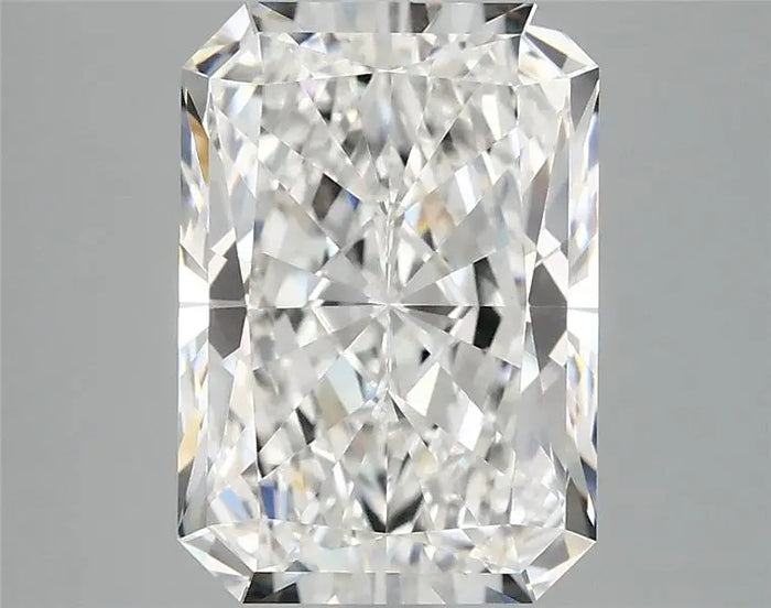 3.84 Carat · RADIANT · E · VVS2 · IGI · Excellent Cut