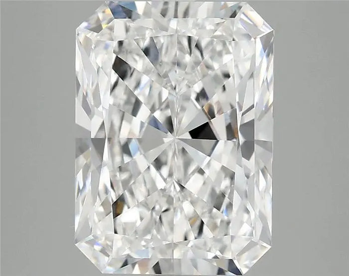 4.98 Carat · RADIANT · E · VVS2 · IGI · Excellent Cut