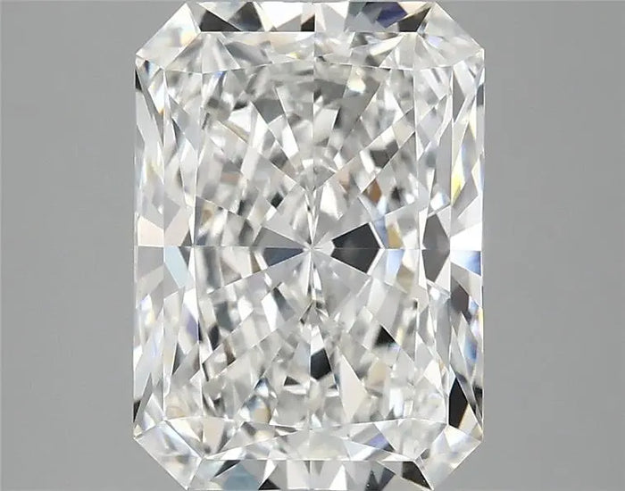 3.08 Carat · RADIANT · E · VVS2 · IGI · Excellent Cut