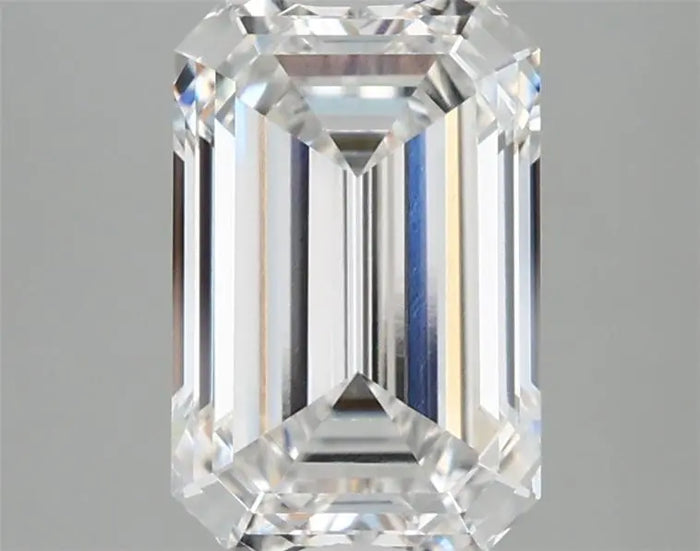 2.84 Carat · EMERALD · E · VVS1 · IGI · Excellent Cut