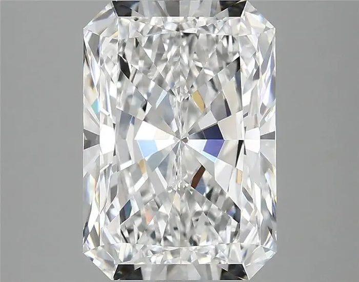 4.02 Carat · RADIANT · E · VVS2 · IGI · Excellent Cut
