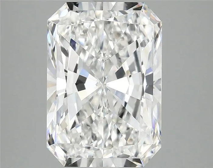 3.94 Carat · RADIANT · E · VVS2 · IGI · Excellent Cut